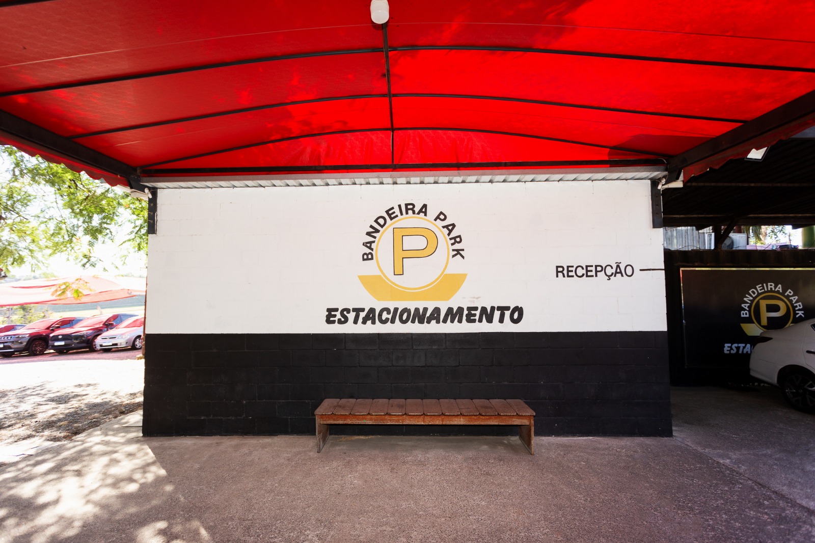 Área de recepção do Bandeira Park Viracopos, onde é feito o check-in dos veículos
